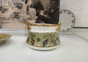 Read more about the article Българските шевици в керамиката